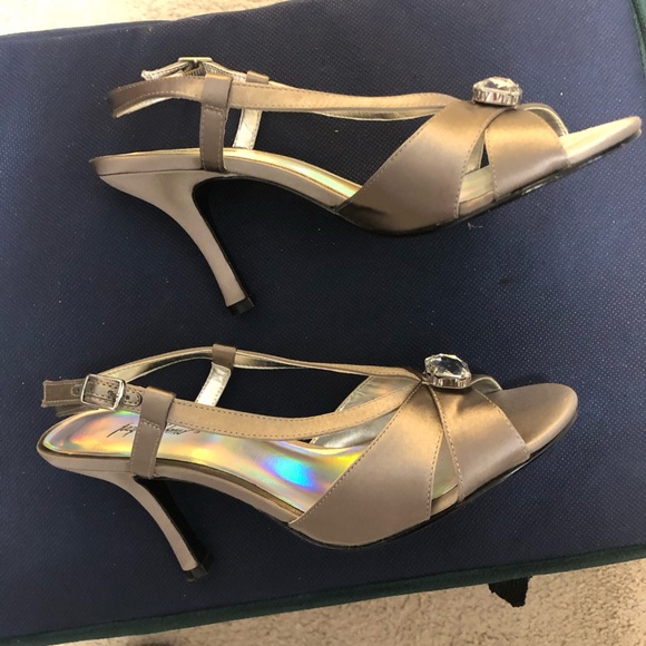 Satin Sandal - Picture 3 of 11